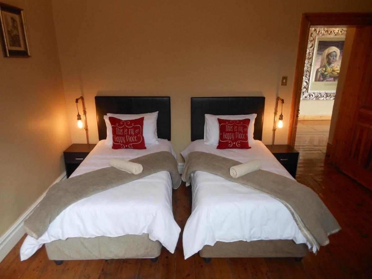 Sandstone Manor Mossel Bay Exterior photo